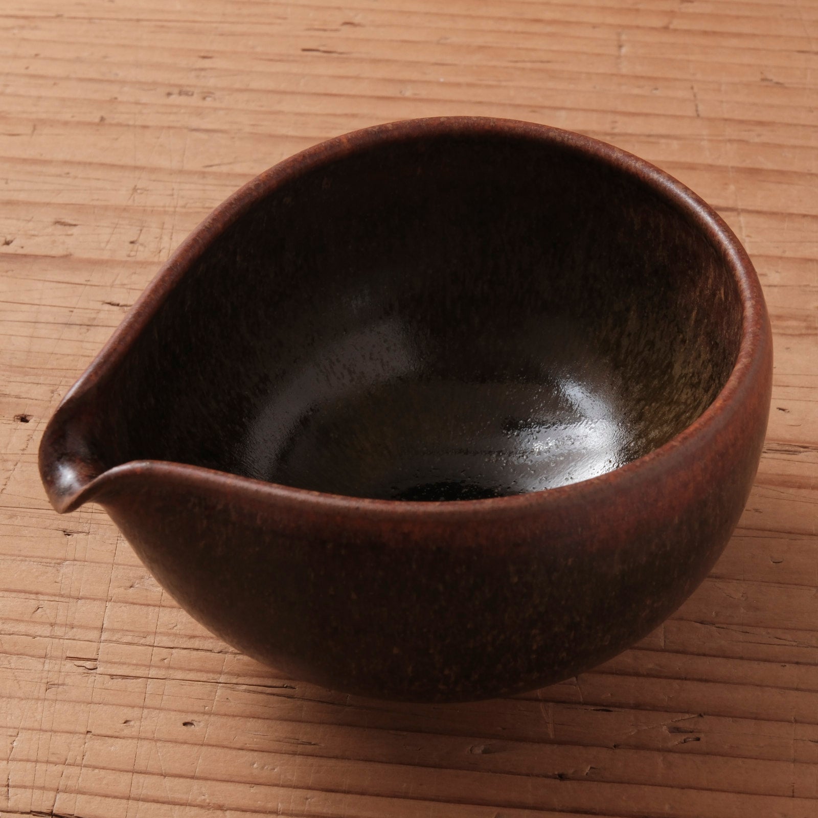 中国　そば釉四糸瓶　送料込み0806 北側 雄一 ] 片口 窯変蕎麦釉 – 菜じみ-najimi- 日本の陶器や磁器、手