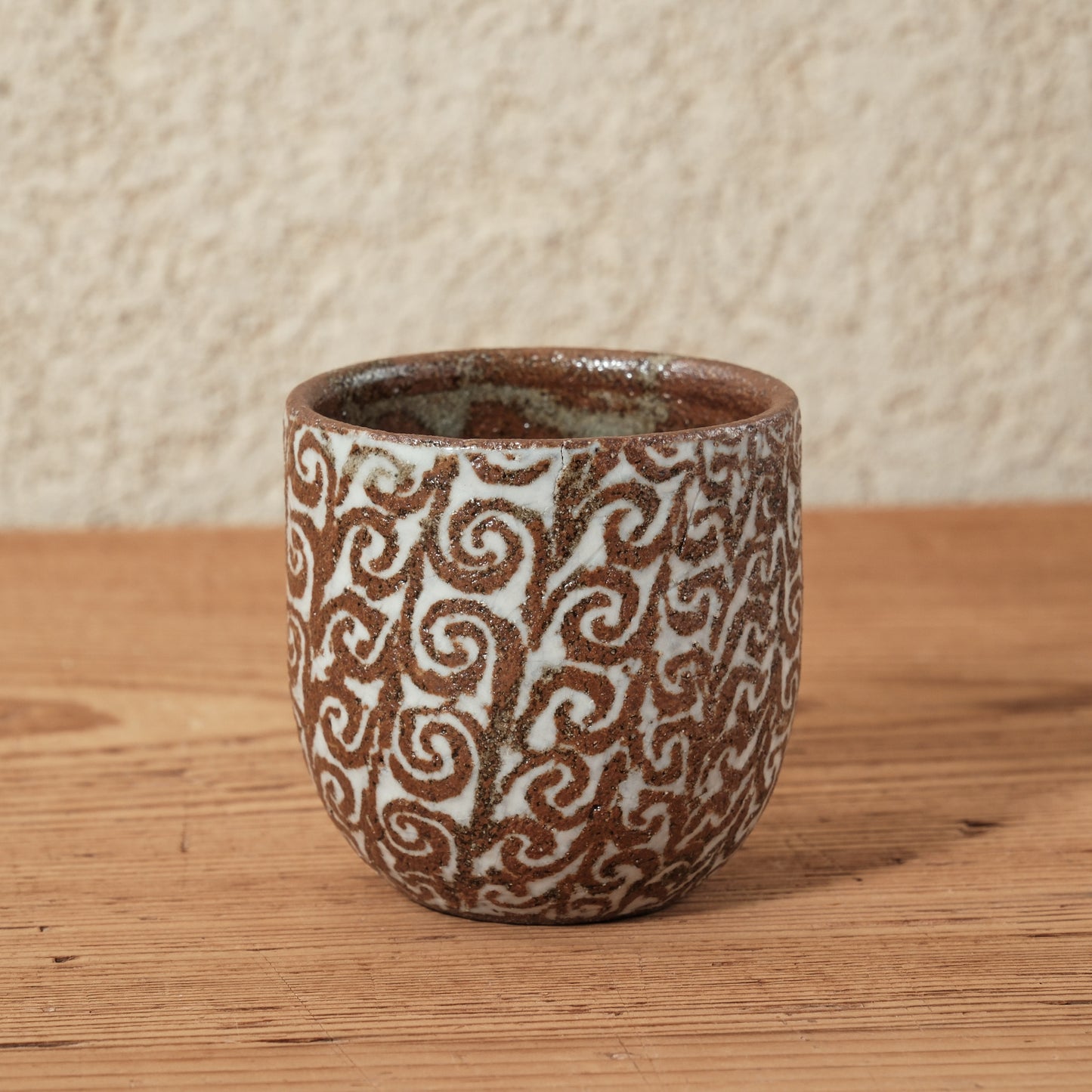 湯呑み小 象嵌唐草文 - 益子焼 - 01 | 松原 直之