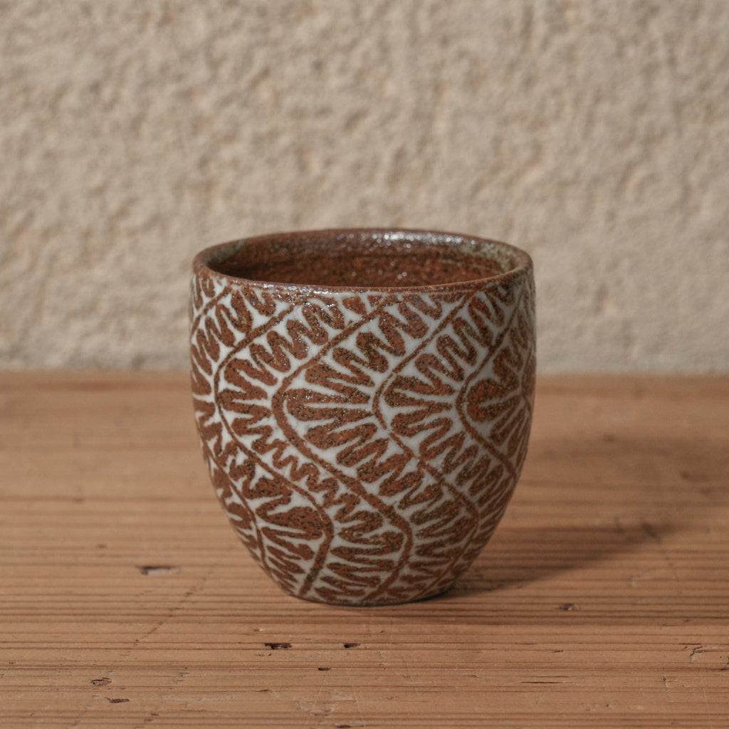 [ 松原 直之 ] 湯呑み小 象嵌唐草文 - 益子焼 - 05