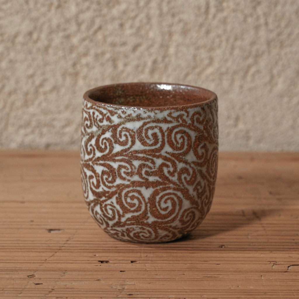 [ 松原 直之 ] 湯呑み小 象嵌唐草文 - 益子焼 - 07