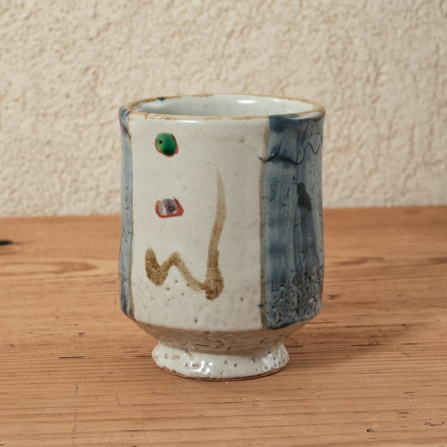 湯呑み 大 鉄絵・赤絵 唐草文 - 益子焼 - 01 | 松原 直之