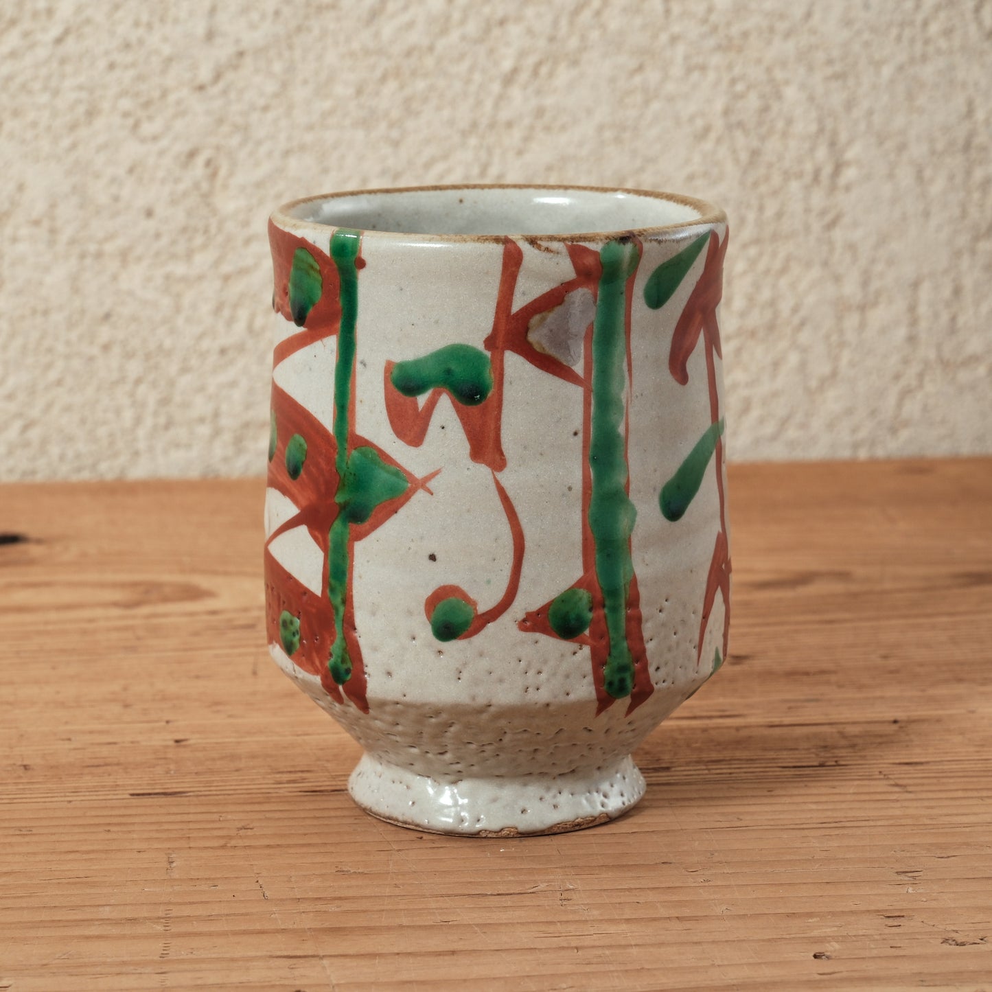 湯呑み 大 鉄絵・赤絵 唐草文 - 益子焼 - 02 | 松原 直之