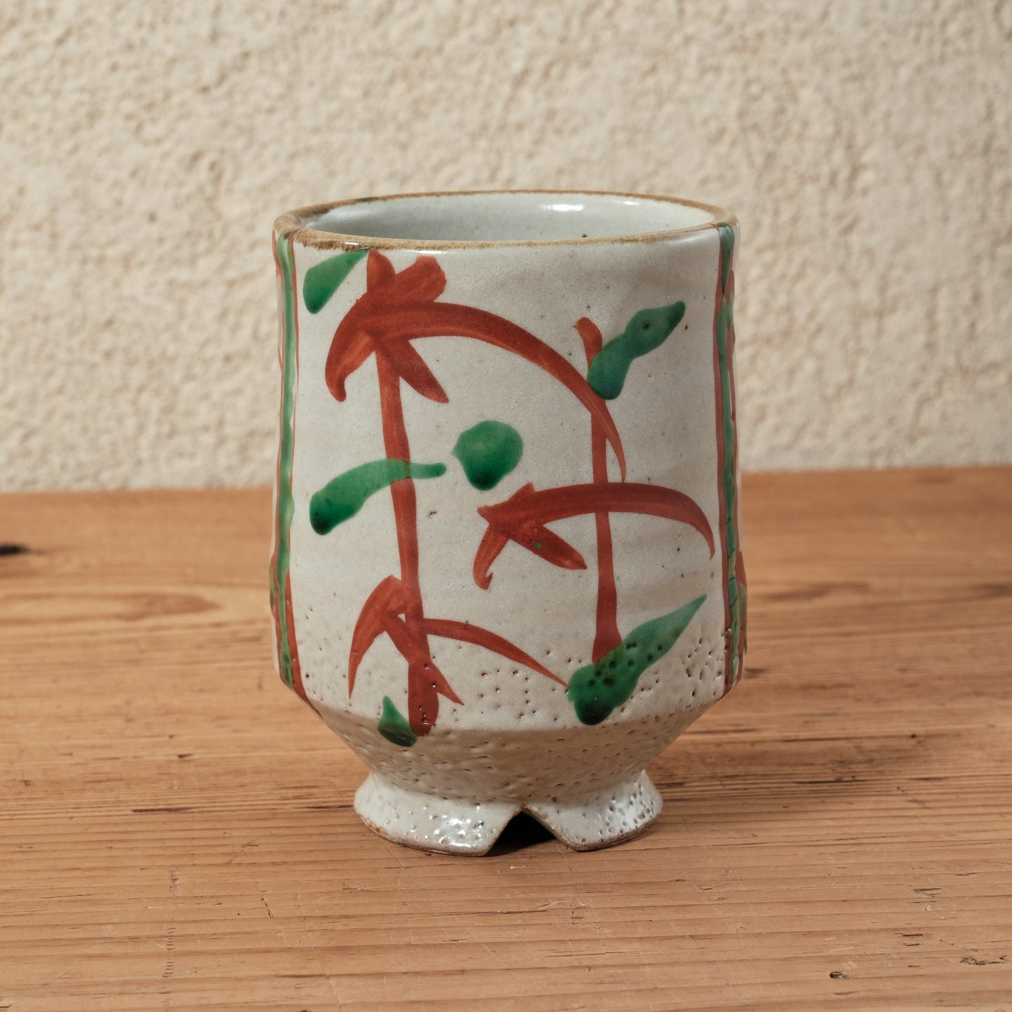 湯呑み 大 鉄絵・赤絵 唐草文 - 益子焼 - 02 | 松原 直之