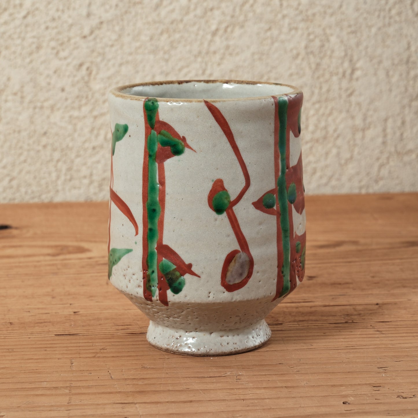 湯呑み 大 鉄絵・赤絵 唐草文 - 益子焼 - 02 | 松原 直之