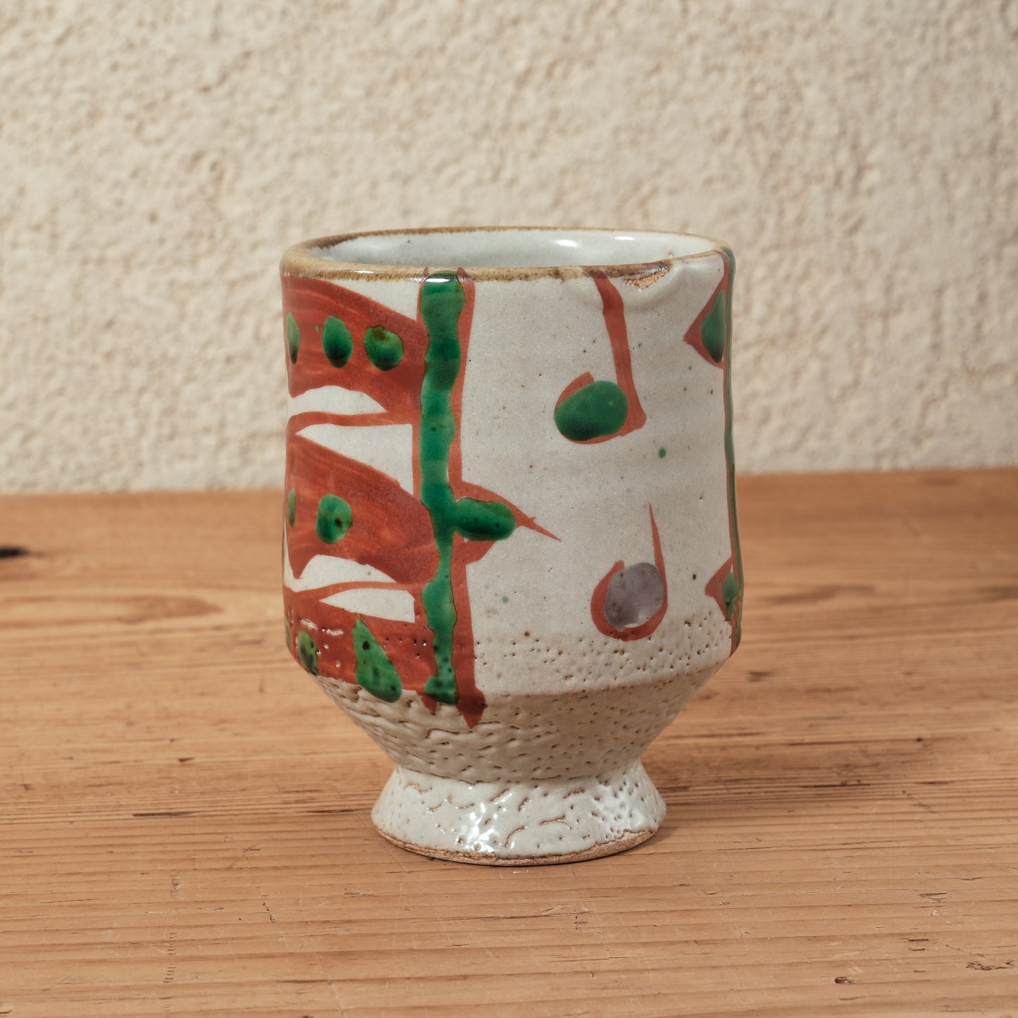 湯呑み 大 鉄絵・赤絵 唐草文 - 益子焼 - 04 | 松原 直之