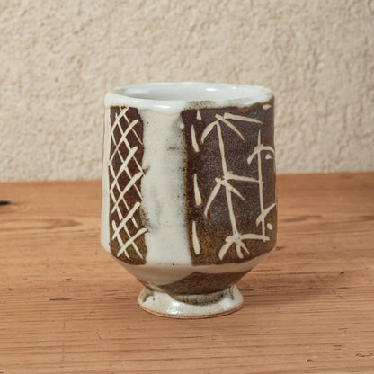 湯呑み 大 鉄絵 唐草文 - 益子焼 - 01 | 松原 直之