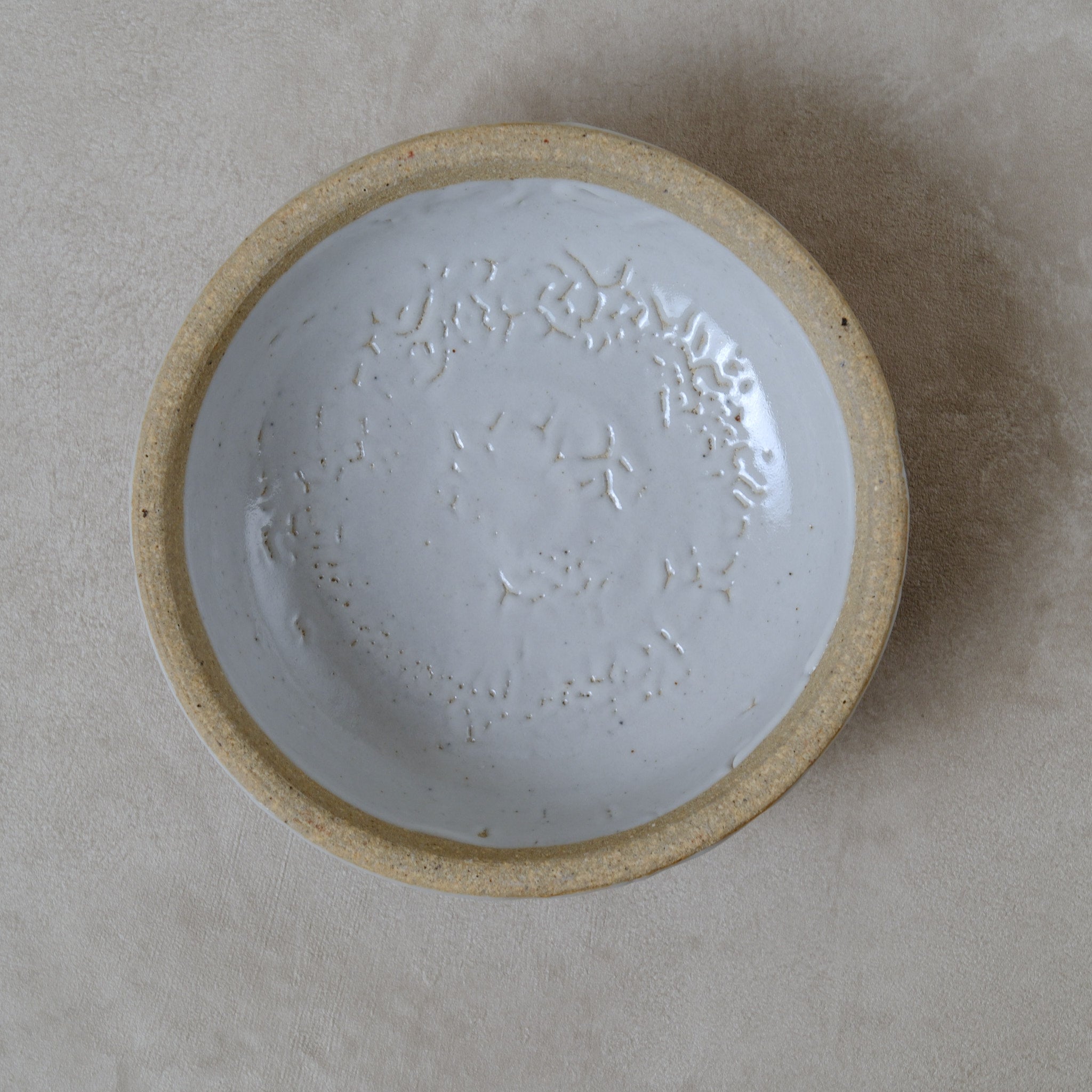 松原 直之 | 蓋物・小物入れ 鉄絵(益子焼)01 | d.Agora – 菜じみ