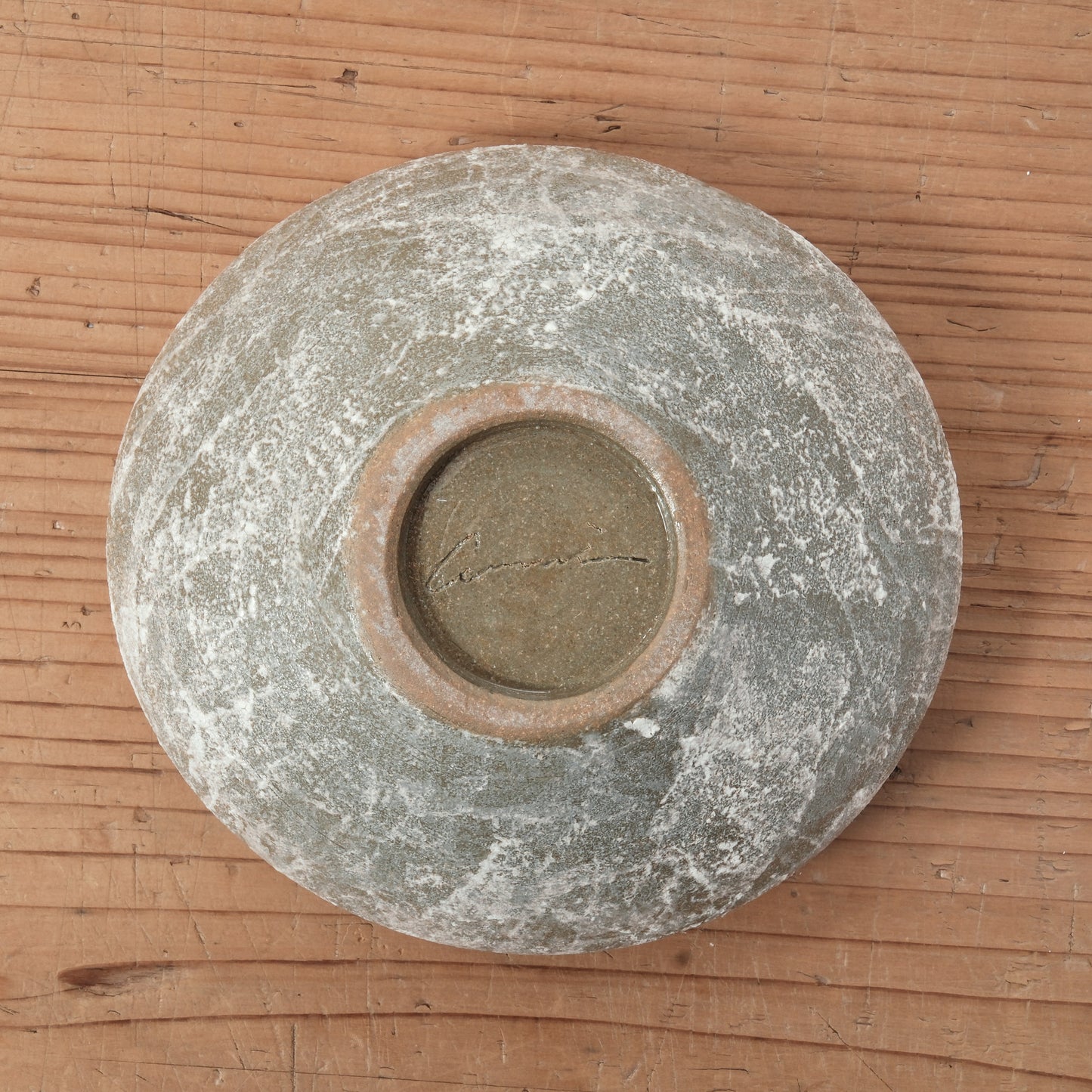 [ Emui ~笑無為~ ] <霞石~KASUMIISHI~> たゆみ鉢 幅約16.6cm×奥約15.8cm