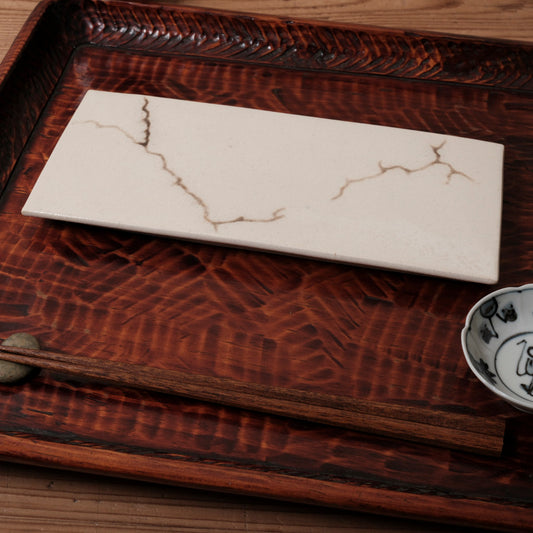 [ 松尾 亮佑 ] 長角プレート Line carving plate / 24 cm / Brown