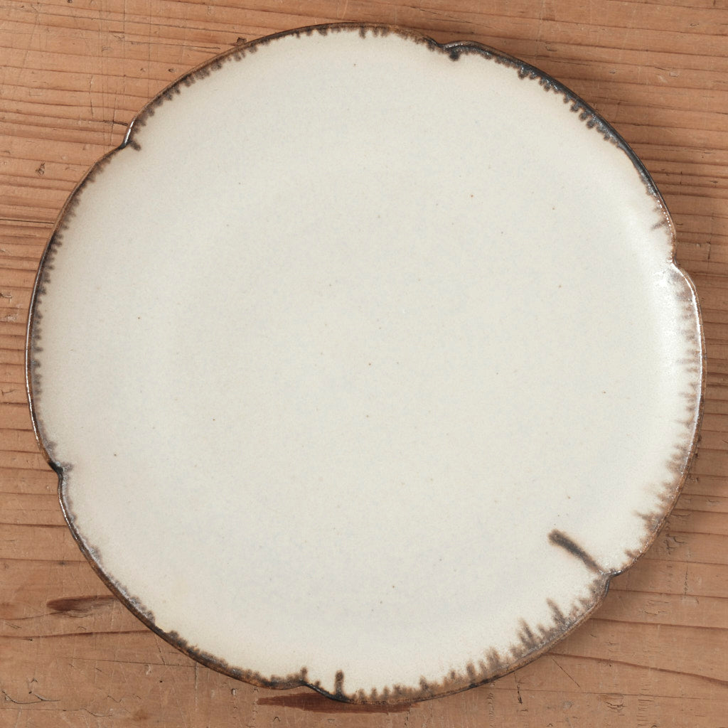 [ 松尾 亮佑 ] 輪花皿 21cm｜Brown