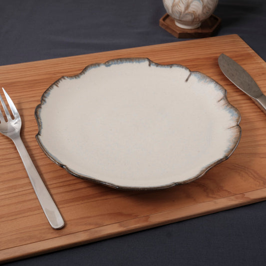 [ 松尾 亮佑 ] 変形輪花皿 21cm / Ooze Melt