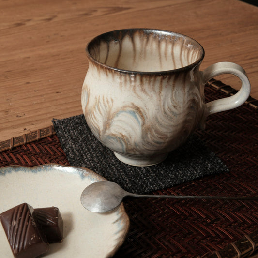 [ 松尾 亮佑 ] ねじり取手マグ Ooze Melt / 260ml