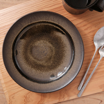 [ 北側 雄一 ] 七寸リム皿 窯変黒釉