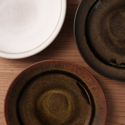 [ 北側 雄一 ] 七寸リム皿 窯変黒釉