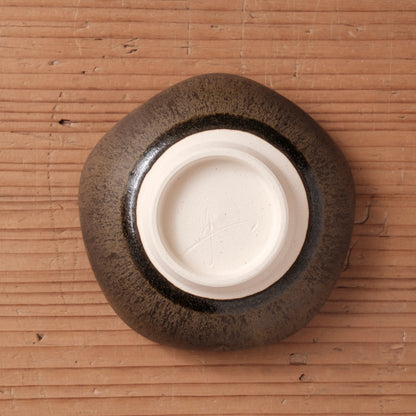 [ 北側 雄一 ] 輪花小鉢 窯変黒釉