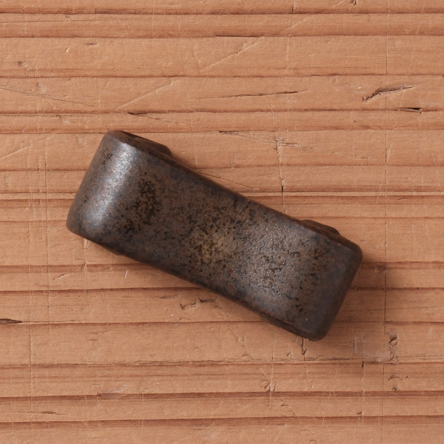 [ 北側 雄一 ] 箸置き 窯変黒釉