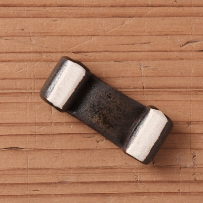 [ 北側 雄一 ] 箸置き 窯変黒釉