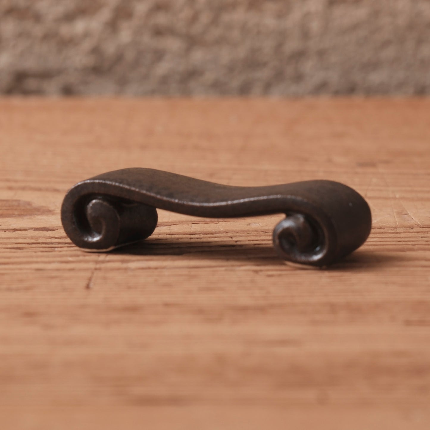 [ 北側 雄一 ] 箸置き 窯変黒釉