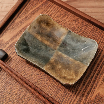 [ 田尾 明子 ] 色釉小板皿 織部-飴 幅約13cm