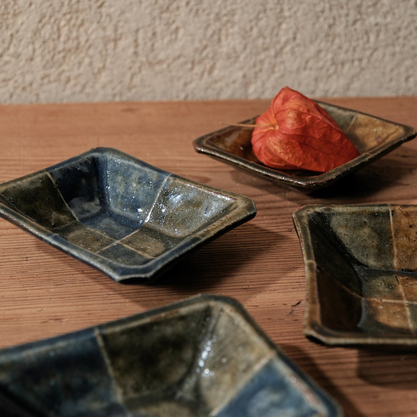 [ 田尾 明子 ] 色釉角小鉢 青‐織部 幅約11cm