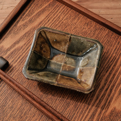 [ 田尾 明子 ] 色釉角小鉢 飴‐織部 幅約11cm