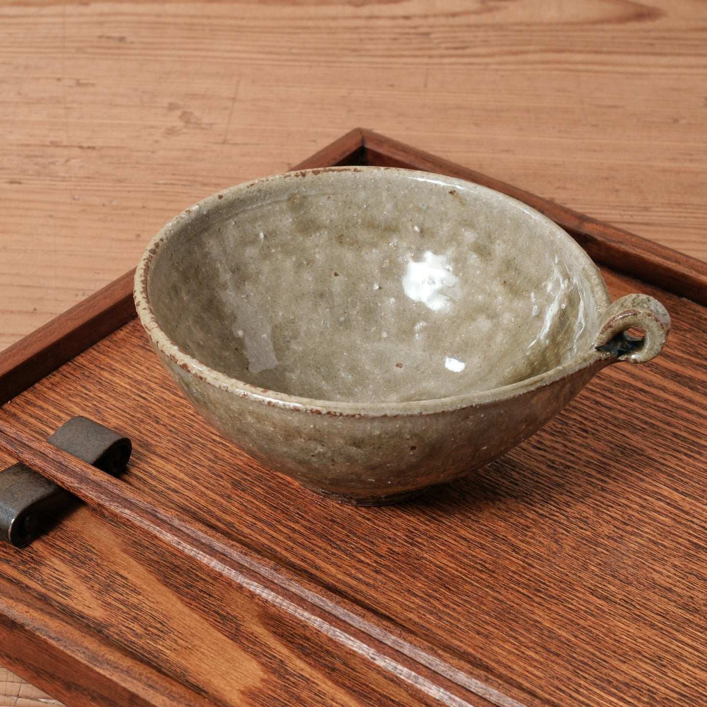 [ 田尾 明子 ] 灰釉ちびナス小鉢 幅約14cm