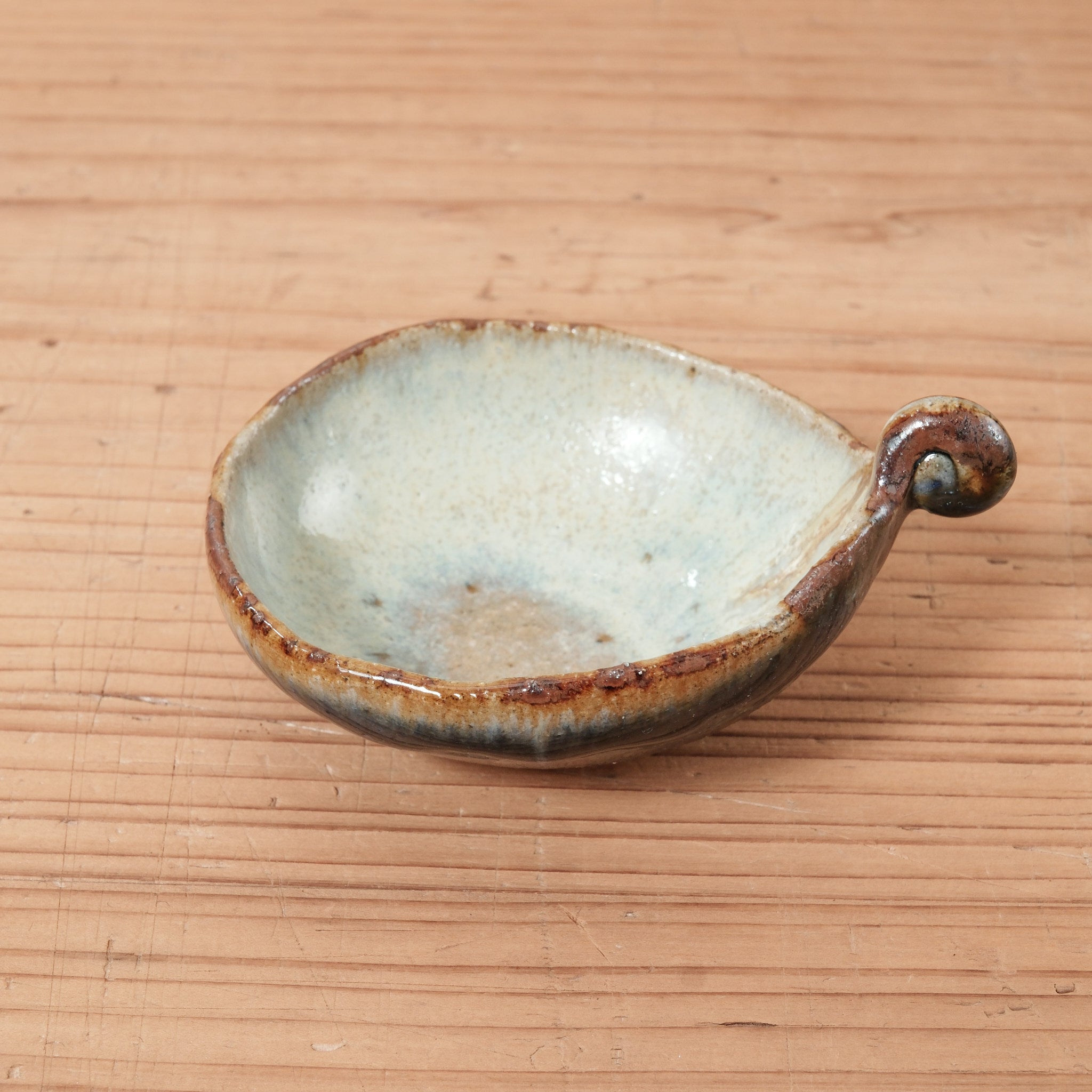 田尾 明子 ] あけび豆鉢 幅約10.5cm | あけび豆鉢 – 菜じみ-najimi