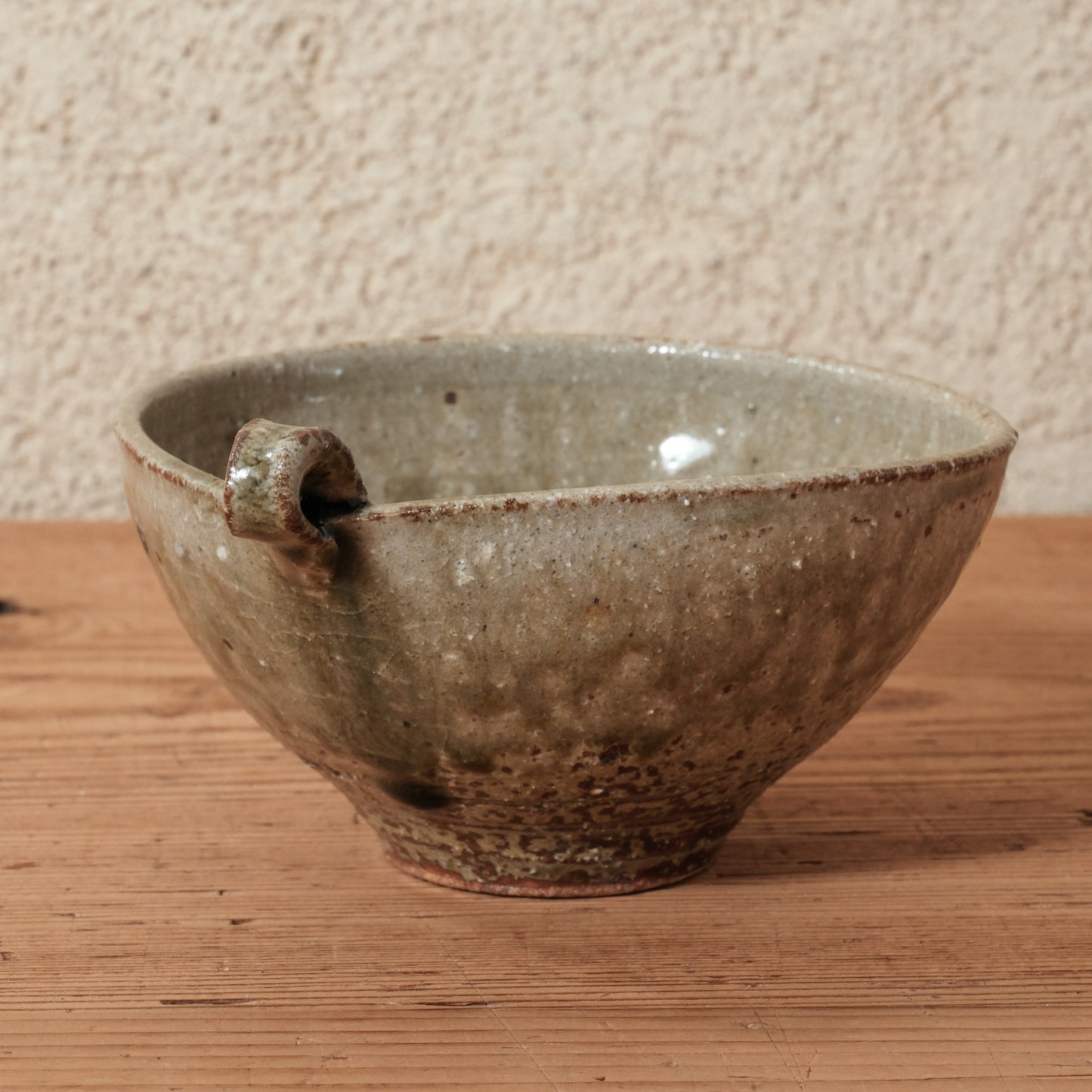 [ 田尾 明子 ] 灰釉ちびナス小鉢 幅約14cm