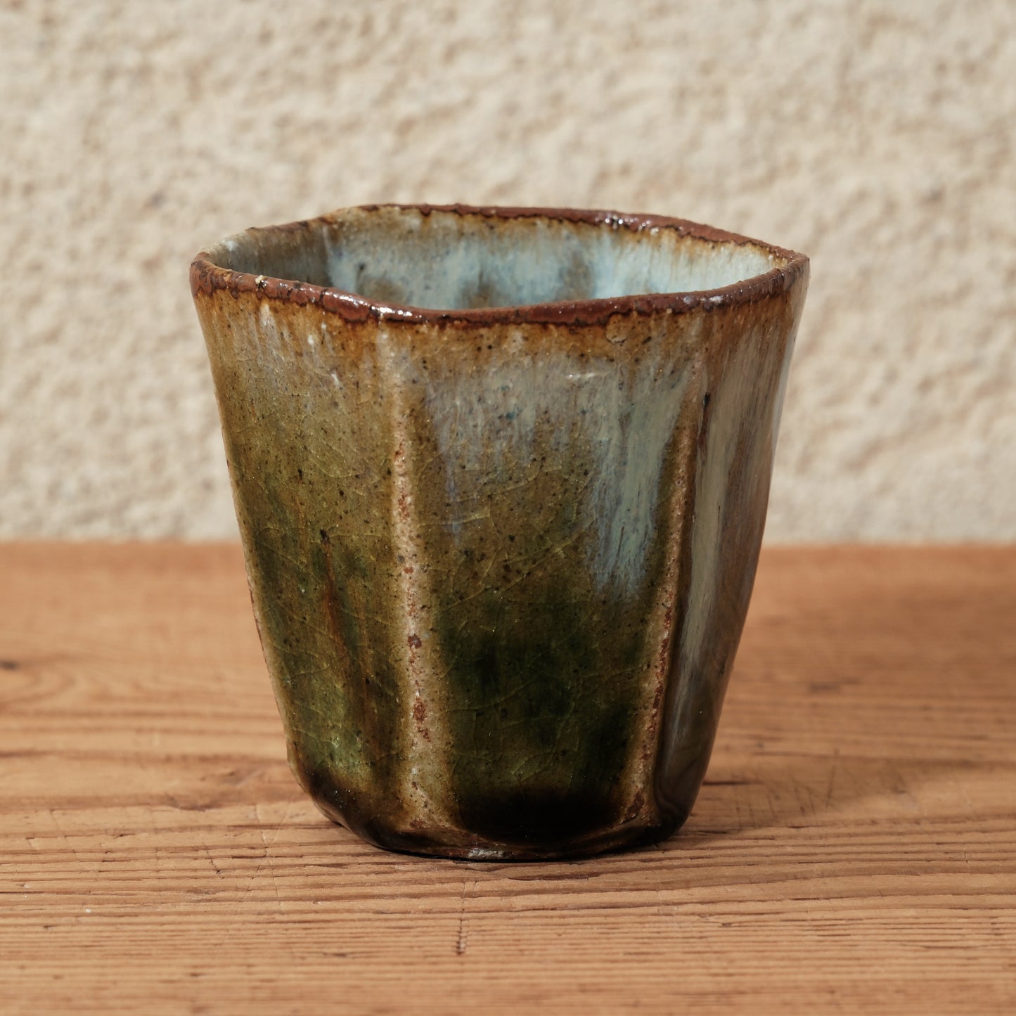 [ 田尾 明子 ] ぐい呑み-織部01 幅約6.4cm×高約6.5cm