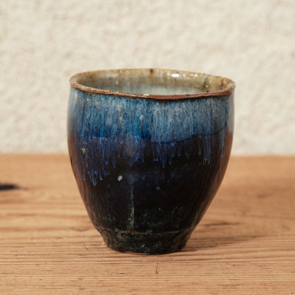 [ 田尾 明子 ] ぐい呑み-青釉01 幅約6.4cm×高約6.4cm