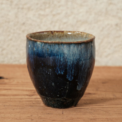[ 田尾 明子 ] ぐい呑み-青釉01 幅約6.4cm×高約6.4cm