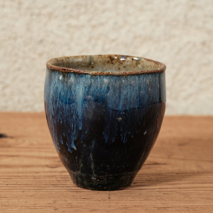 [ 田尾 明子 ] ぐい呑み-青釉01 幅約6.4cm×高約6.4cm