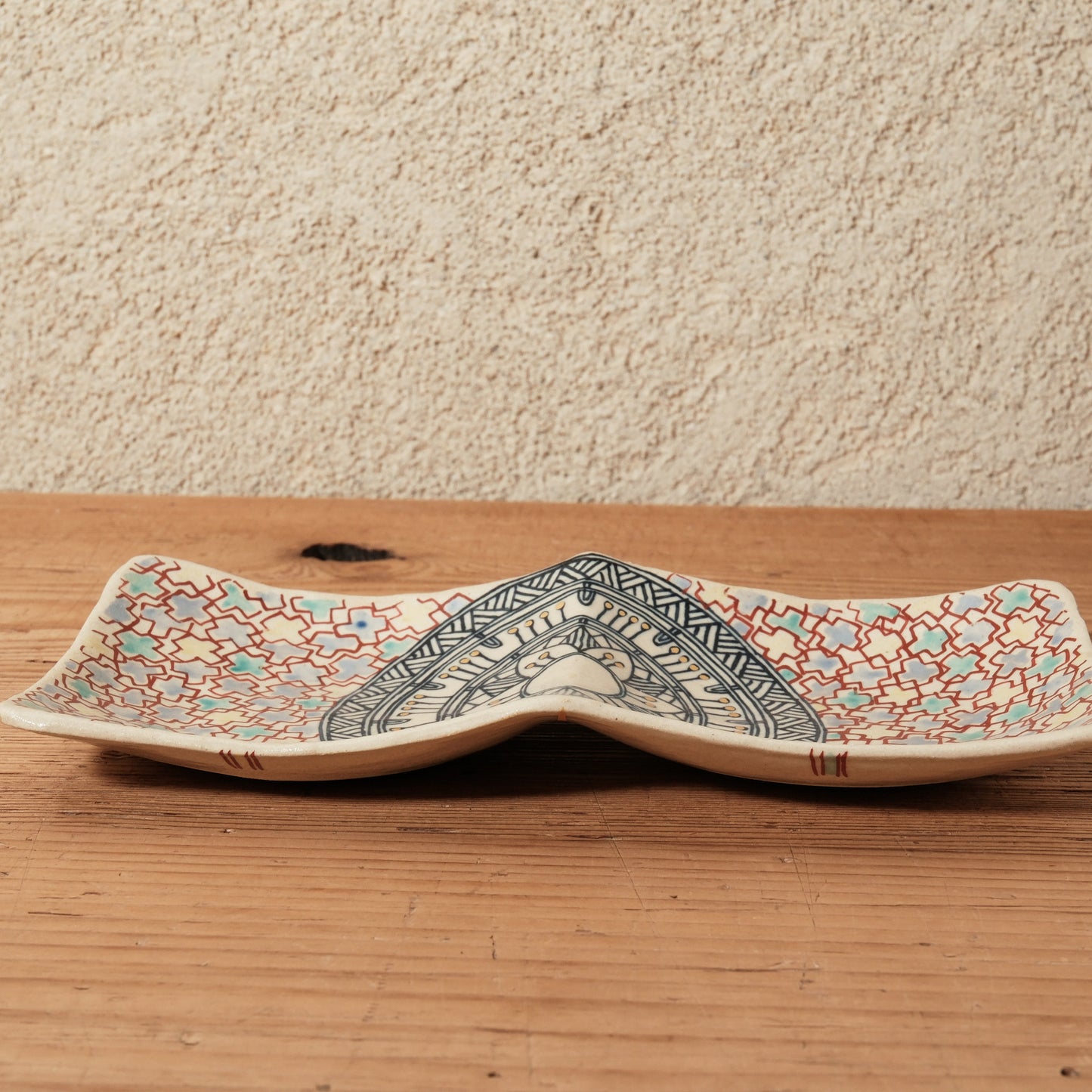 [ 加藤 喜道 ] 2ツ仕切りplate 幅約21.5cm 赤絵・金彩 B