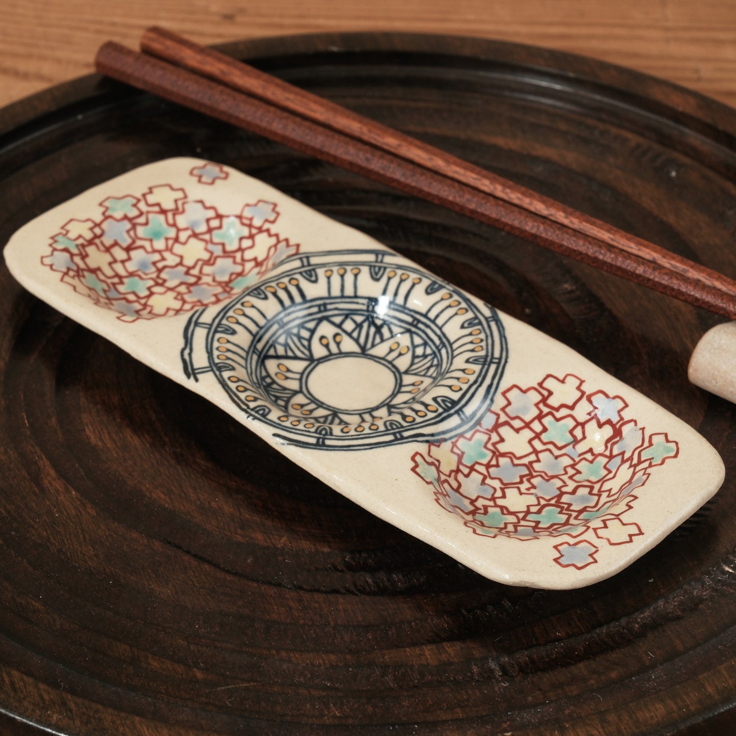 [ 加藤 喜道 ] 3点薬味plate 幅約18cm 赤絵・金彩 A