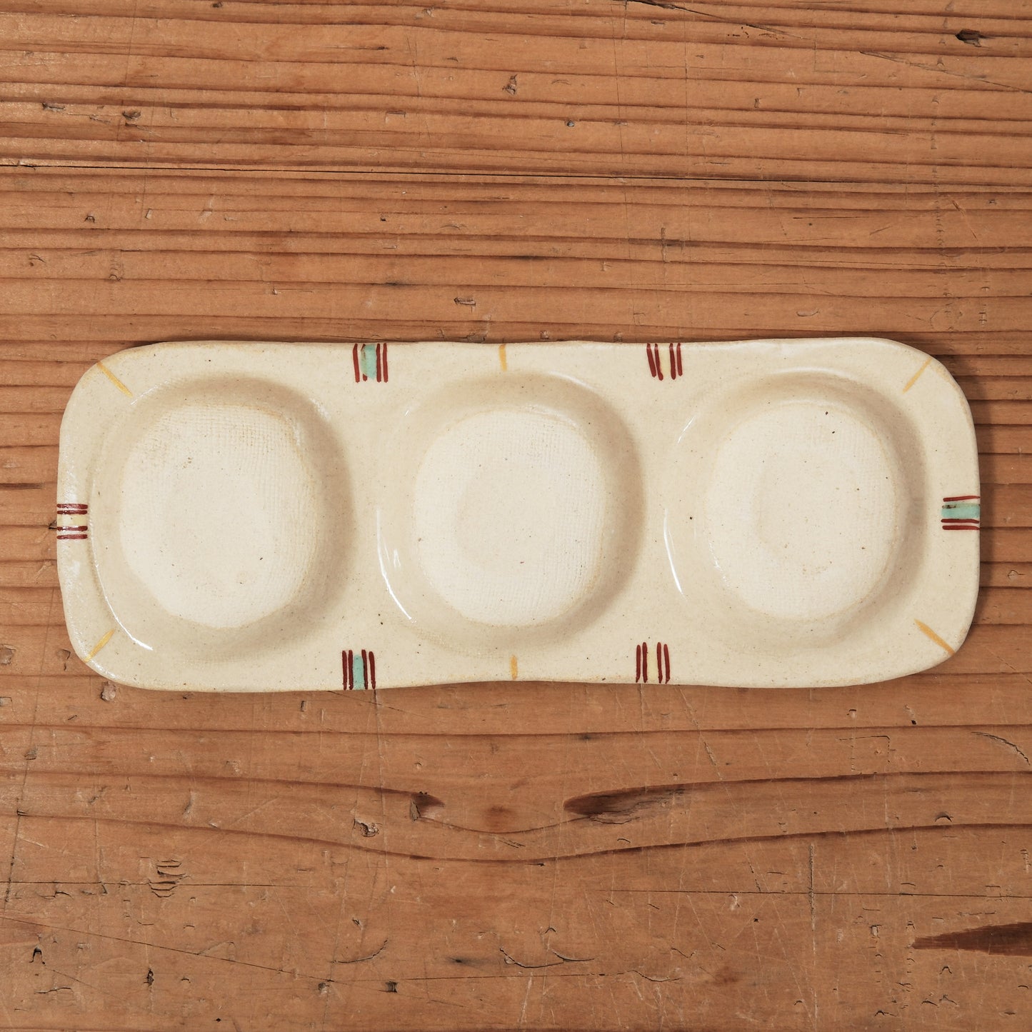 [ 加藤 喜道 ] 3点薬味plate 幅約18cm 赤絵・金彩 B