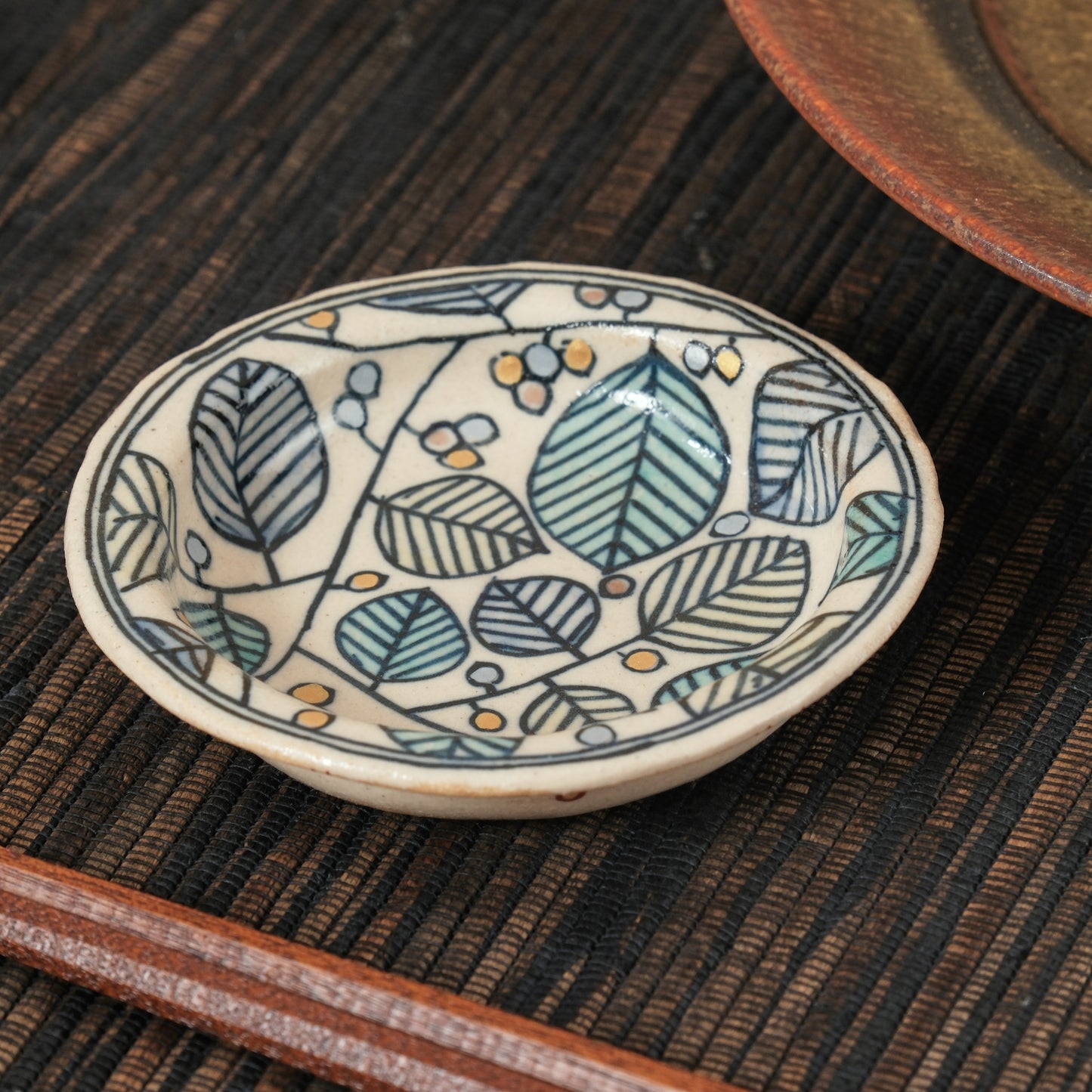 [ 加藤 喜道 ] 豆皿 直径約8.5cm 赤絵・金彩 B