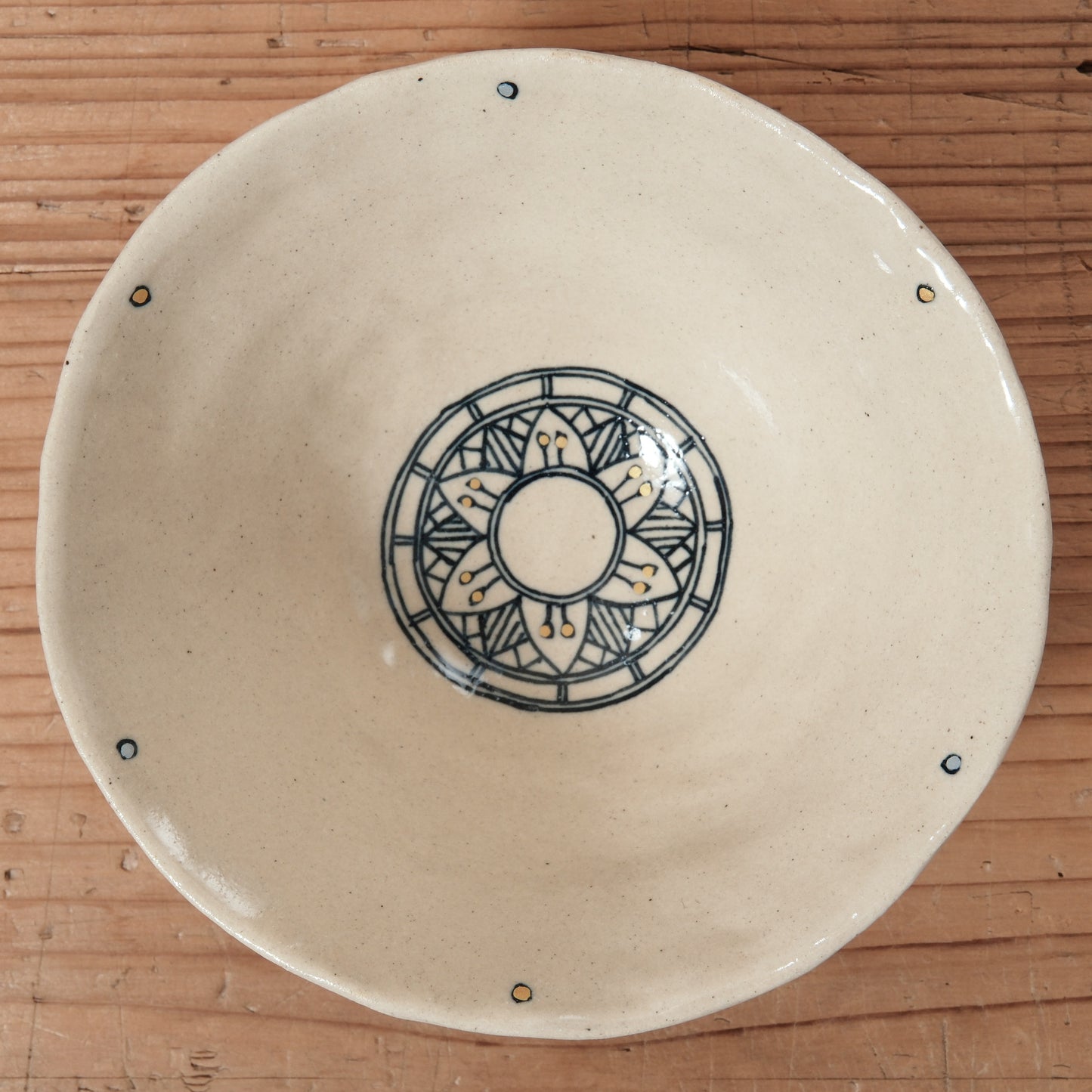 [ 加藤 喜道 ] bowl・飯茶碗 直径約13.5cm 赤絵・金彩 E