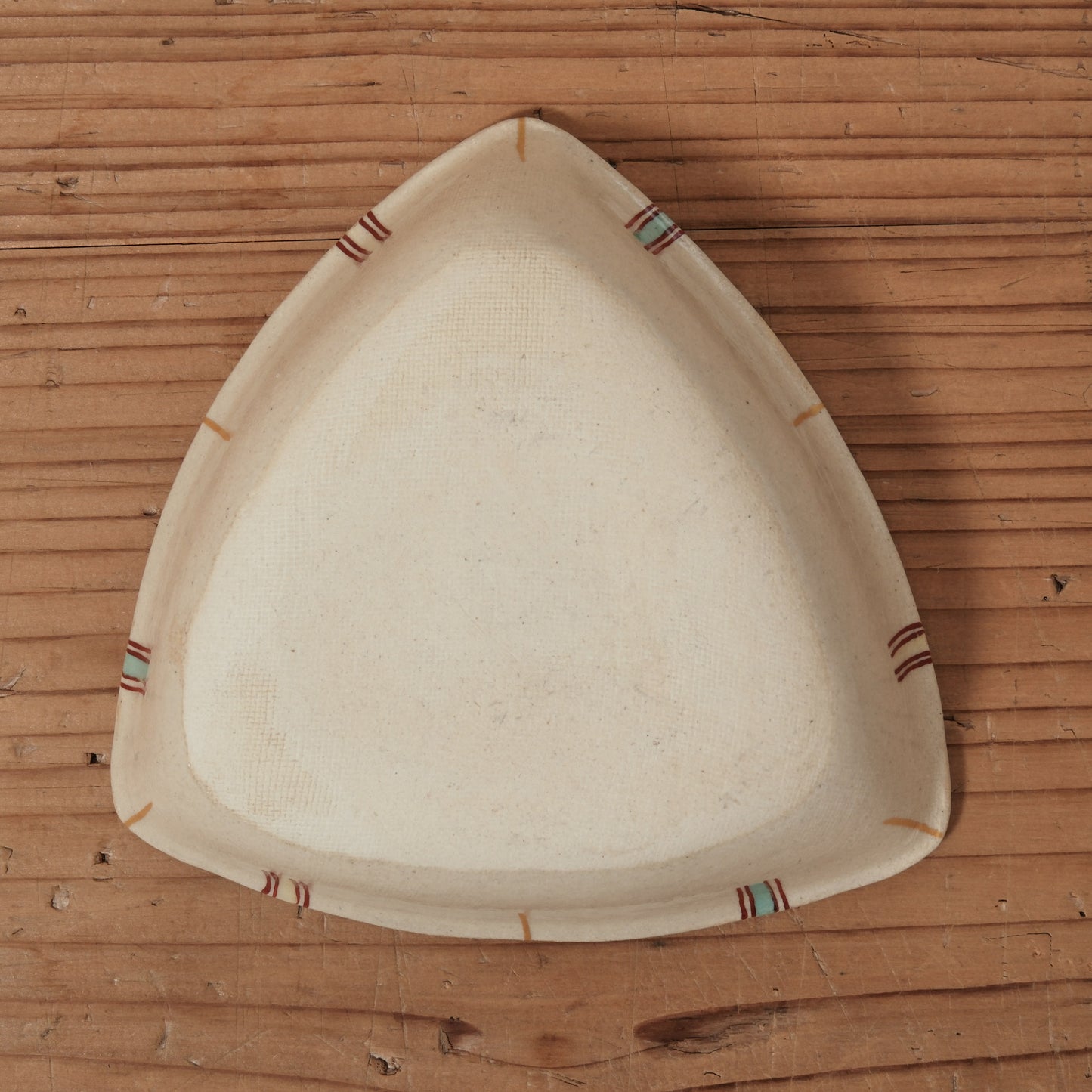 [ 加藤 喜道 ] 絵付け △小鉢 幅約12.8cm  赤絵・金彩 A