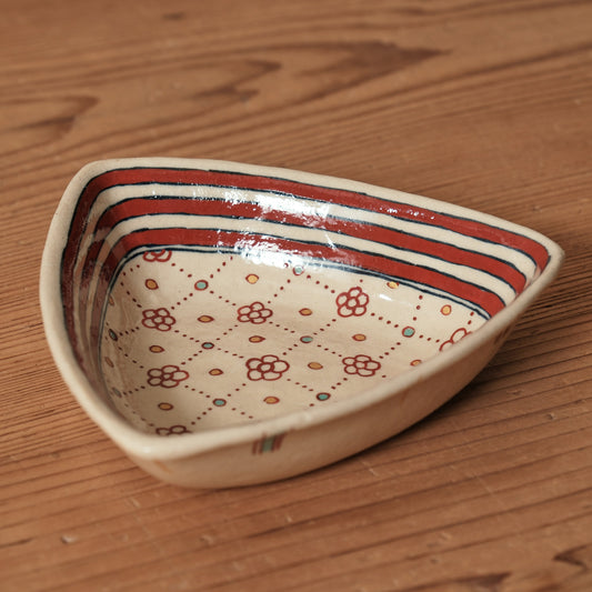 [ 加藤 喜道 ] 絵付け △小鉢 幅約12.8cm  赤絵・金彩 A