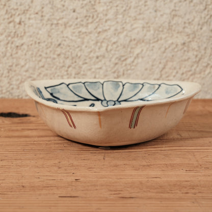 [ 加藤 喜道 ] 絵付け △小鉢 幅約12.8cm  赤絵・金彩 B