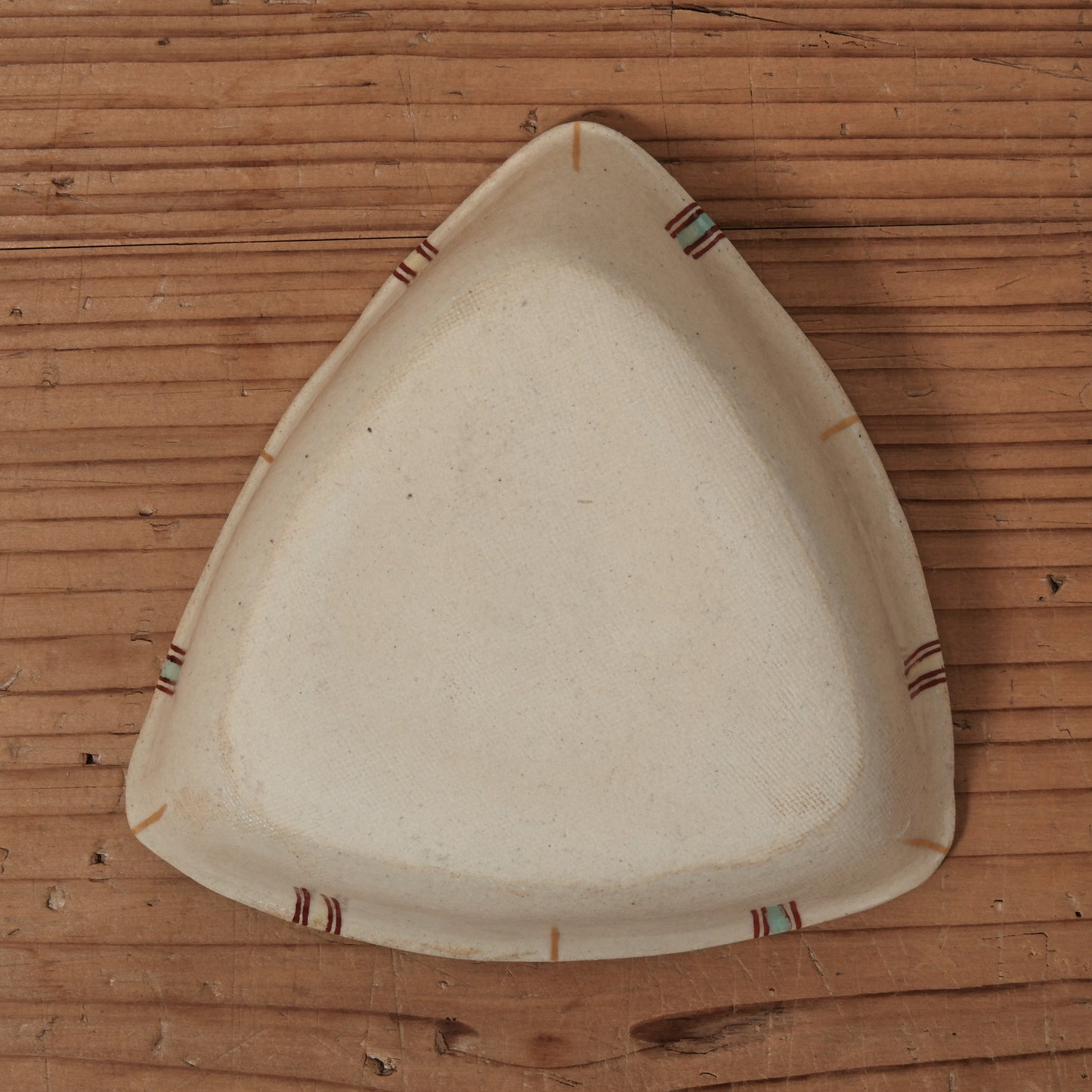 [ 加藤 喜道 ] 絵付け △小鉢 幅約12.8cm  赤絵・金彩 C