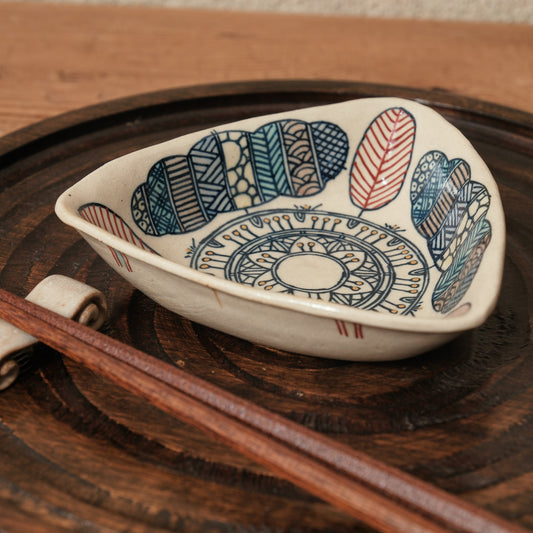 [ 加藤 喜道 ] 絵付け △小鉢 幅約12.8cm  赤絵・金彩 D