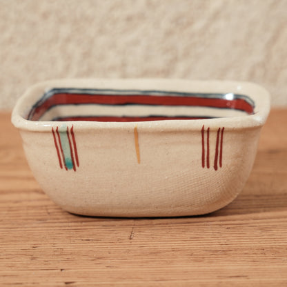 [ 加藤 喜道 ] 絵付け □小鉢 幅約8cm 赤絵・金彩 C