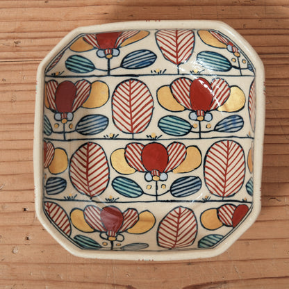 [ 加藤 喜道 ] 絵付け □小鉢 幅約11cm 赤絵・金彩 A