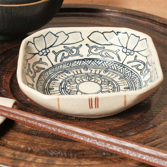 [ 加藤 喜道 ] 絵付け □小鉢 幅約11cm 赤絵・金彩 B