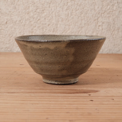 [ てしま島苑 ] 茶わん（大）   竹釉