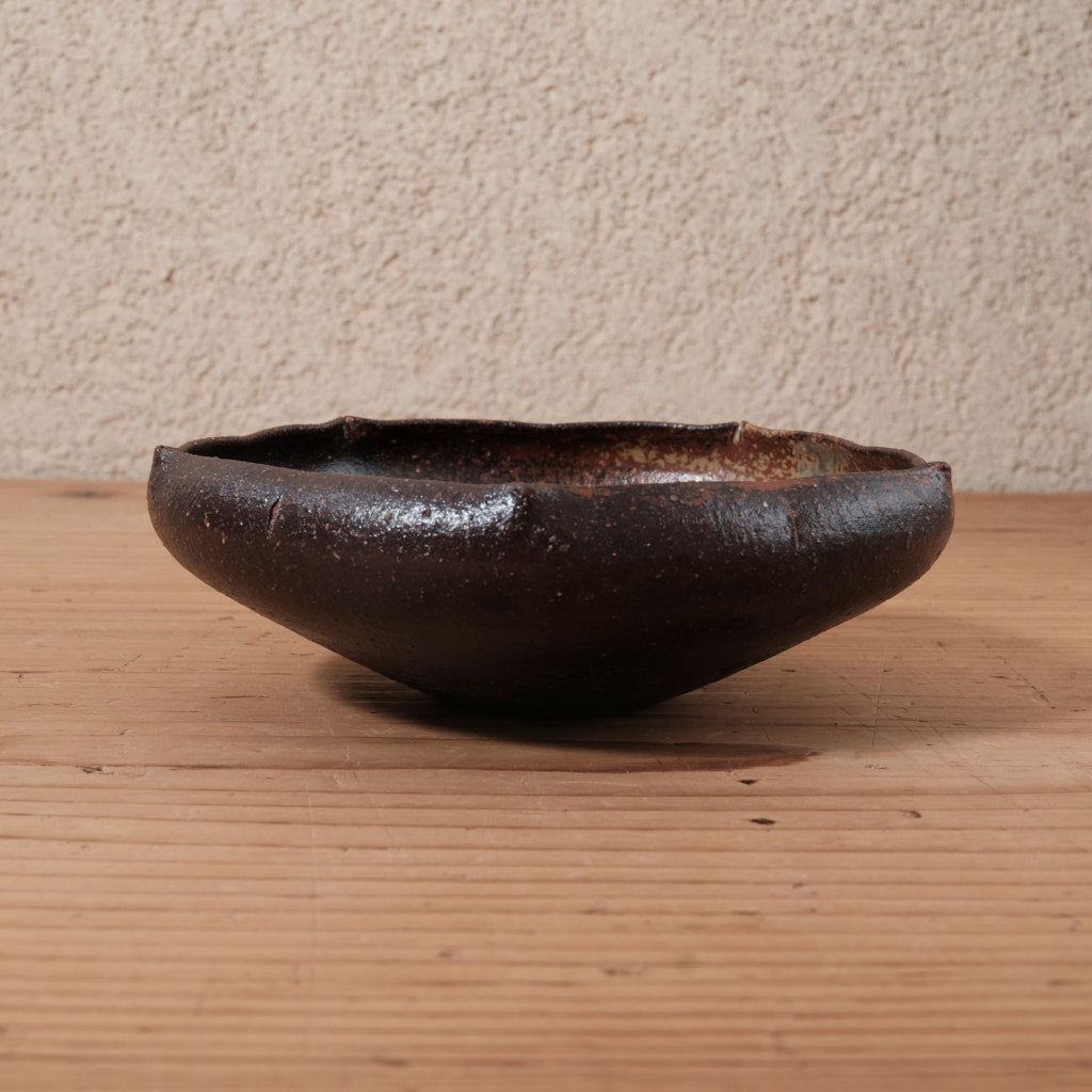 [ てしま島苑 ] 花ドラ鉢  5辺 背高泡立草釉