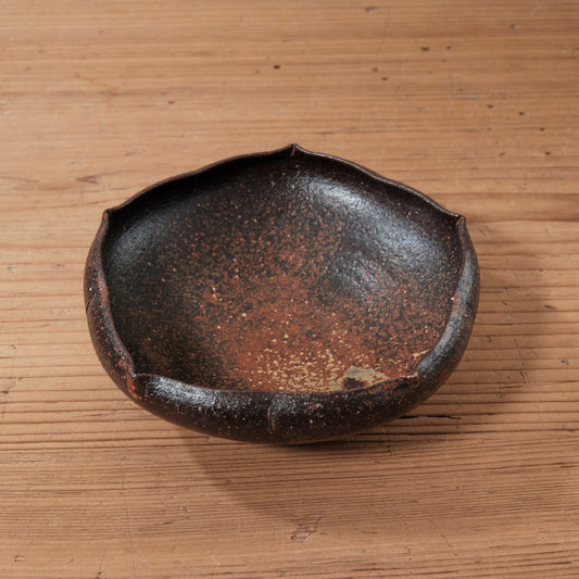 [ てしま島苑 ] 花ドラ鉢  5辺 背高泡立草釉