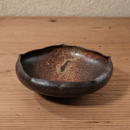 [ てしま島苑 ] 花ドラ鉢  5辺 背高泡立草釉