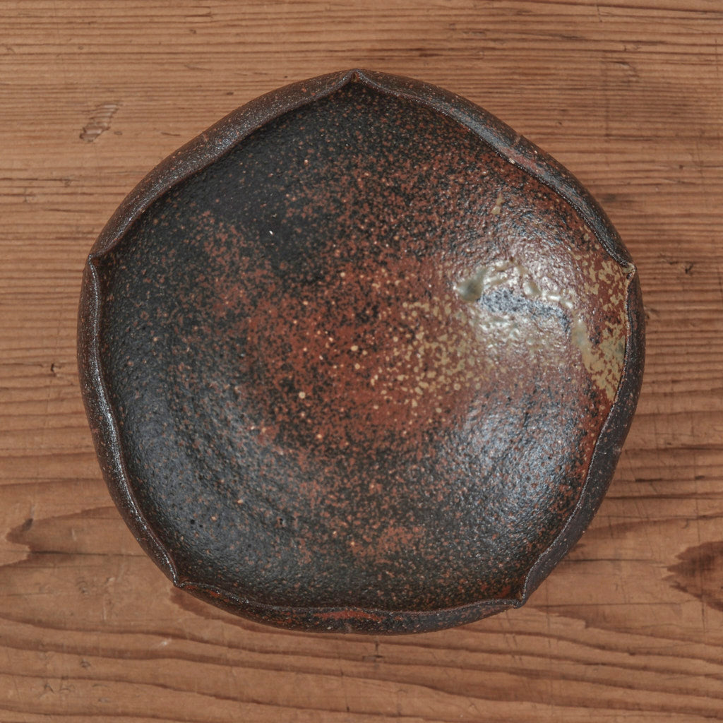 [ てしま島苑 ] 花ドラ鉢  5辺 背高泡立草釉